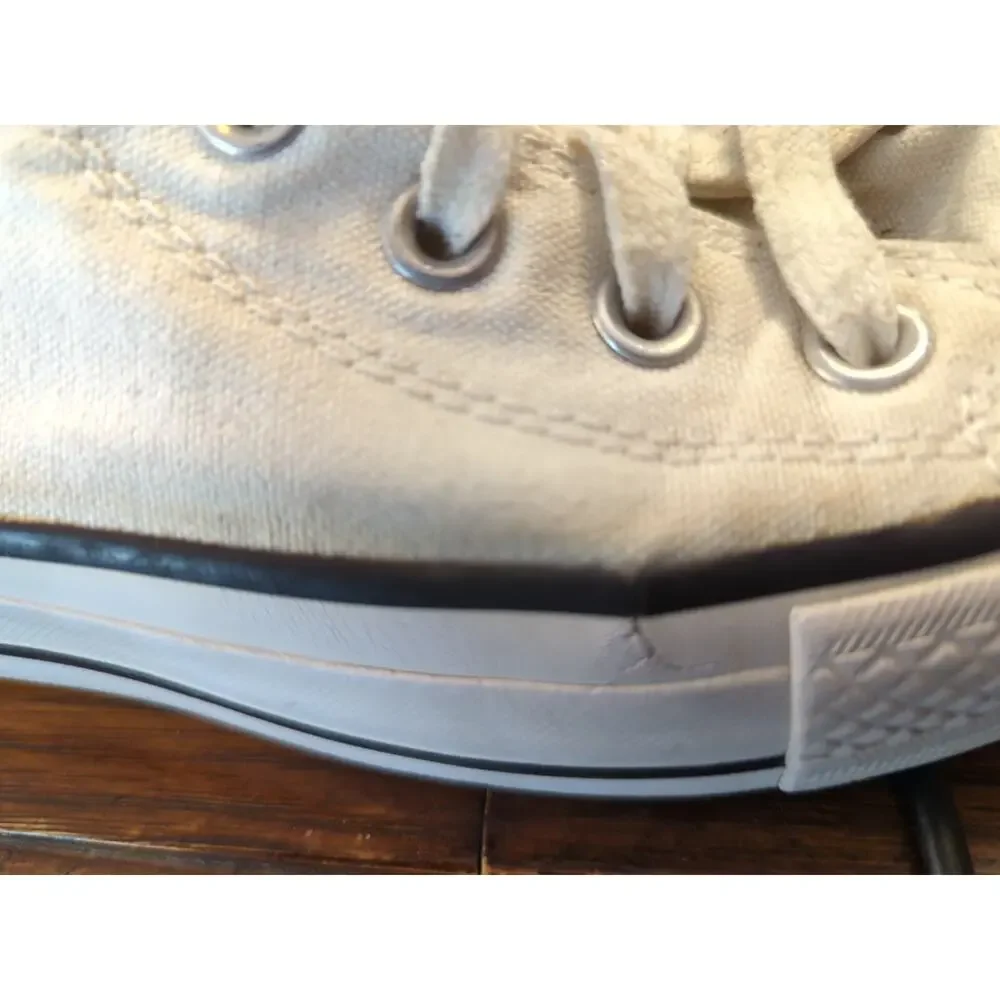 Converse Chuck Taylor All Star Hi Classic White With Black Stripe Size 6.5